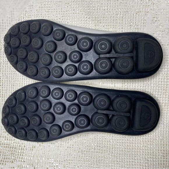 Womens Mules Perforated Leather Cutout Slip-On Rubber Soles 39 EU 8.5 US White - Picture 5 of 6